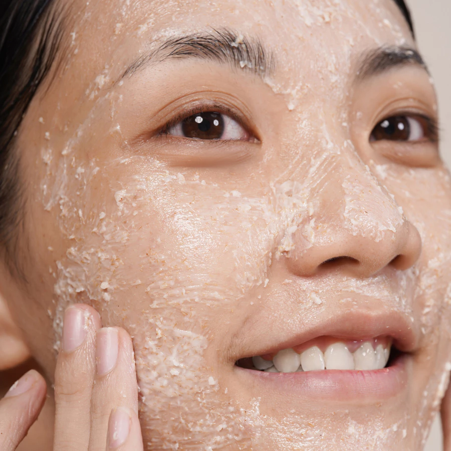 Tẩy tế bào chết: Bước không thể thiếu để có làn da sáng khỏe